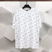 大注目！2026春夏 バレンシアガ BALENCIAGAスーパーコピー 激安 完成度の高い逸品 半袖Tシャツ 2色可選