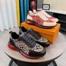 売れ筋のいい 柔軟 ルイ ヴィトン LOUIS VUITTON 2色可選 2026春夏 ランニングシューズ ルイ ヴィトンブランドコピー