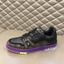 大人の個性を ランニングシューズ ルイ ヴィトン LOUIS VUITTON 2026春夏 軽量 ルイ ヴィトンコピー ブランド モデル大絶賛?
