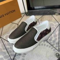2026春夏 個性的  ローヒール ルイ ヴィトン LOUIS VUITTON 3色可選 スリップオン LOUIS VUITTONブランド コピー