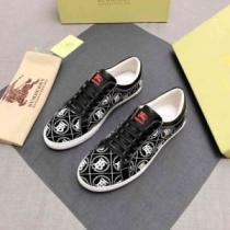 クロスベルト 2026春夏 バーバリー BURBERRY カジュアルシューズ 2色可選 今買い◎得 バーバリースーパーコピー