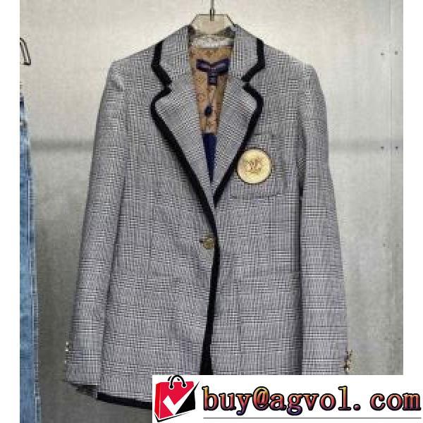 2026秋冬 ルイ ヴィトン LOUIS VUITTON フォーマル?ウェア 高級感漂わせる 最安値に挑戦 LOUIS VUITTONブランド 偽物 通販
