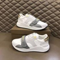 3色可選  バックル 存在感のある バーバリー偽物ブランド 足馴染みのいい2026春夏 バーバリー BURBERRY