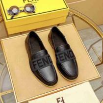 ローファー 今買い◎得 フェンディブランドスーパーコピー 2026春夏 フェンディ FENDI 2色可選 歩きやすい　疲れない　痛くない