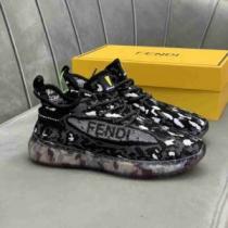 上品な輝きを放つ形 2色可選 2026春夏 フェンディ FENDI メッシュ ロードジョグ FENDIスーパーコピー