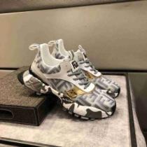 2色可選 超目玉 FENDIスーパーコピー 激安 2026春夏 フェンディ FENDI レーシングシューズ クッション加工