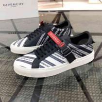 2026春夏 派手 ：比较华丽的 2色可選 フラットシューズ ファッション 人気 ジバンシー GIVENCHY ランニングシューズ 歩きやすい　疲れない　痛くない ジバンシィスーパーコピー 激安