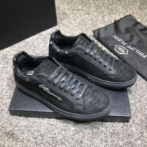デザイン性の高い PHILIPP PLEINブランドスーパーコピー 2025春夏 フィリッププレイン PHILIPP PLEIN フラットシューズ 優しい履き心地