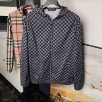 シンプルなデザイン おすすめ/オススメ 2026秋冬 ルイ ヴィトン LOUIS VUITTON フード付きコート 2色可選 セール中 ルイ ヴィトン偽物ブランド
