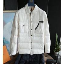お洒落に魅せる 軽量ダウン モンクレールコピーブランド 2026秋冬 モンクレール MONCLER 3色可選 カジュアルに着こなせるデザイン