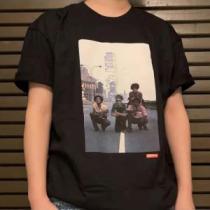 活用できるアイテム シュプリーム偽物ブランド 半袖Tシャツ シュプリーム 21SS Week18 Augustus Pablo Tee レゲエ歌手半袖Tシャツ 3色可選