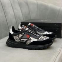 2色可選 2026秋冬 最安値に挑戦 カジュアルシュッズ  プラダ PRADA ランニングシューズ エスバドリーユ プラダブランド コピー