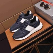 ポップ 2026秋冬 プラダ PRADA カジュアルシュッズ スニーカー プラダスーパーコピー 激安 着心地抜群