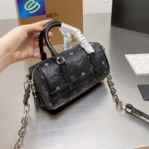 ファション性の高い エムシーエム ボストンバッグコピー 著名人の着用 エムシーエム コピー MCM 2026秋冬 ボストンバッグ - ヴィセトス 4色可選.54.