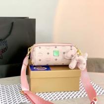 上品な輝きを放つ形 ヴィセトス クロスボディバッグ エムシーエム コピー MCM 2026秋冬 ショルダーバッグ 3色可選 エムシーエム ショルダーバッグ コピー.54.