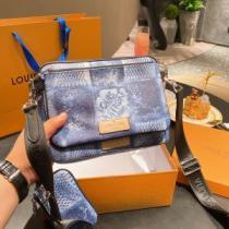 最安値に挑戦 ルイ ヴィトバックインバック 収納コピー 2026秋冬 ルイ ヴィトン LOUIS VUITTON 2色可選 肩掛けバッグ / ワンショルダーバッグ バックインバック 収納.49.