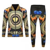 人気 ランキング 2026秋冬 高級感漂わせる セットアップ上下 ヴェルサーチVERSACE アニマル柄コート ヴェルサーチスーパーコピー