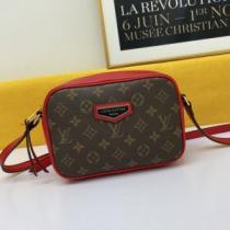 4色可選 希少価値大！2026秋冬 ルイ ヴィトン LOUIS VUITTON 肩掛けバッグ / ワンショルダーバッグ 小型 軽量 ルイ ヴィトンコピーブランド.49.
