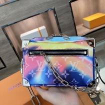 極上の着心地 ルイ ヴィトン偽物ブランド 2026秋冬 ルイ ヴィトン LOUIS VUITTON 斜め掛けバッグ ダブルファスナー使用.49.