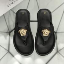 2026春夏 ヴェルサーチVERSACE スリッパ トングサンダル ヴェルサーチブランド コピー ファッション 人気 優しい履き心地 海外限定ライン