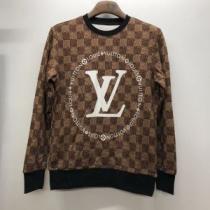 2026秋冬 秋着用 圧倒的な高級感 プルオーバーパーカー ルイ ヴィトン LOUIS VUITTON ルイ ヴィトンスーパーコピー 激安 ロゴパーカー
