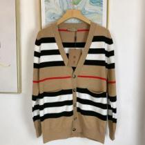 バーバリー偽物ブランド 大好評 2026秋冬 バーバリー BURBERRY セーター 優美なファー使い