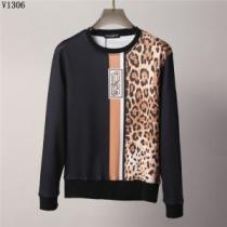 2026秋冬 ドルチェ＆ガッバーナ プルオーバーパーカー オシャレロゴパーカー 豊富なサイズ Dolce&Gabbana スーパーコピー 激安