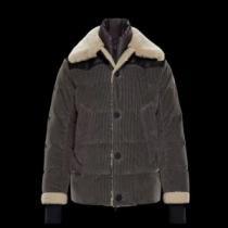 モンクレールコピー ブランド もっとも高い人気を誇る 2026秋冬 モンクレール MONCLER ダウンジャケット 高級感を引き立てる 冬物大人気SALE
