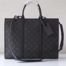 通勤 出張 旅行 海外セレブ愛用 ルイ ヴィトン偽物ブランド 2026秋冬 ルイ ヴィトン LOUIS VUITTON ビジネスバッグ.45.