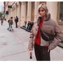 数に限りがある 2026秋冬 モンクレール MONCLER モンクレールコピー ブランド スタイリッシュなデザイン ダウンジャケット 首周りもあったかい