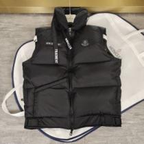 2026秋冬 人気 ランキング TOPセラー賞受賞！ 軽量ダウンジャケット モンクレール MONCLER ブランドコピー ダウン&フェザー