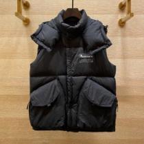 2026秋冬 モンクレールスーパーコピー メンズ ダウンジャケット モンクレール MONCLER 完売必至の人気モデルをご紹介 ダンジャケット一枚で過ごせる