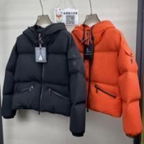 モンクレールブランド 偽物 通販 洗練を十分に演出する 2026秋冬 モンクレール MONCLER 2色可選 ダウンプレミアムダウンジャケット 防風性に優れ