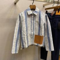 チノパン 狙える優秀アイテム ステンカラーコート ロエベスーパーコピー 激安 2025秋冬 ロエベ LOEWE ジャケット 適度な厚み