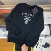 2026秋冬 ジャケット プラダ プルオーバーパーカー 個性的なデザ PRADA スーパーコピー 激安