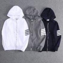 2026秋冬 トムブラウン THOM BROWNE トムブラウンブランド コピー 上品な輝きを放つ形 パーカー ジャケット 程よい厚み 3色可選 秋のお出かけに最適