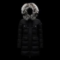 2026秋冬 モンクレール MONCLER 耐久性のある ライトダウンジャケット すっきり着膨れしない 快適な着心地をキープ
