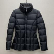 2026秋冬 おすすめ/オススメ モンクレール MONCLER 冬物大人気SALE ダウンプレミアムダウンジャケット 秋冬を彩る一着