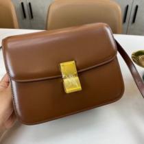 人目を惹くデザイン 2026秋冬 セリーヌ CELINE セリーヌコピー ブランド ショルダーバッグ 3色可選 スーツにぴったり.352.