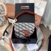 2026秋冬 セリーヌ CELINE セリーヌブランド 偽物 通販 圧倒的な高級感 斜め掛けバッグ 4色可選 スーツにぴったり.352.