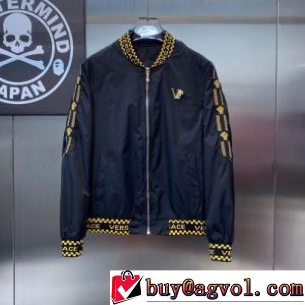 ヴェルサーチコピー 抜群な楽チン感ある大定番 2026秋冬 中わたジャケット ヴェルサーチVERSACE ジャケット 高級感漂わせる