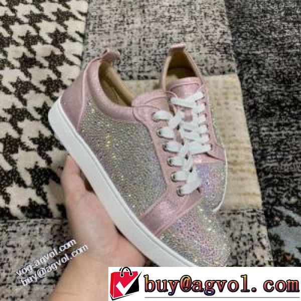 優しい履き心地 クリスチャンルブタン Christian Louboutin 上品に着こなせ フラットシューズ 2026秋冬 ファッション 人気 クリスチャンルブタンコピー 飽きの来ない オリジナル
