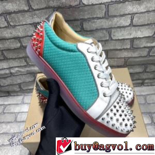 クリスチャンルブタン Christian Louboutin 秋のお出かけに最適 カジュアルシューズ 大人の雰囲気抜群 スタッズ クリスチャンルブタン偽物ブランド 高機能防滑ソール 2026秋冬 リゾートスタイル