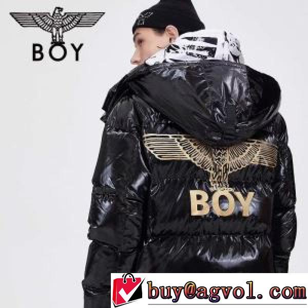 実用性に溢れるアイテム 風も通さない ボーイロンドン BOY LONDON 着心地 の良い ライトダウンジャケット 保温性を発揮する ボーイロンドンコピー 2026秋冬 落ち着いた感覚 フードづき