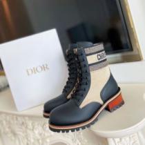ディオールコピー 安定感のある ディオール DIOR 2026秋冬 3色可選 ショートブーツ 大絶賛の履き心地!