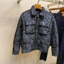 2025秋冬 ルイ ヴィトン LOUIS VUITTON ルイ ヴィトンブランド コピー 限量販売 綿入れ こだわりのコート 厚手