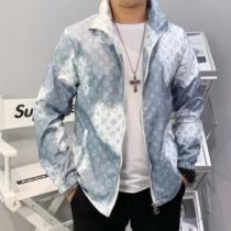 柔らかな質感 2026秋冬 ルイ ヴィトン LOUIS VUITTON 楽に着用出来る ルイ ヴィトンブランド コピー ジャケット 立体的な衿元 2色可選