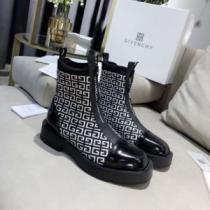 ショートブーツ 耐久性に優れ 2026秋冬 ジバンシィスーパーコピー 紐なし ジバンシー GIVENCHY 2色可選 ローヒール 極上シューズ