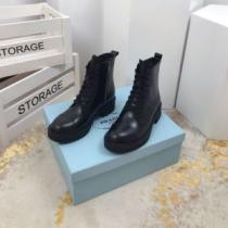 ショートブーツ 3色可選 優しい履き心地 2026秋冬 上品に着こなせ プラダ PRADA プラダコピー ブランド 気軽に履ける クロスベルト