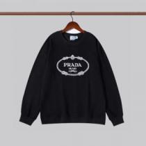 プラダブランドスーパーコピー 2026秋冬 抜群な楽チン感ある大定番 オシャレロゴパーカー プラダ PRADA プルオーバーパーカー 2色可選 ジップパーカー